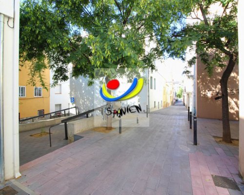 Strandnahe Wohnung im Zentrum von Roses