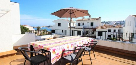 LA 117/1 Ático - Apartamento para 5 personas cerca de la playa con vistas al mar en Llançà en la Costa Brava