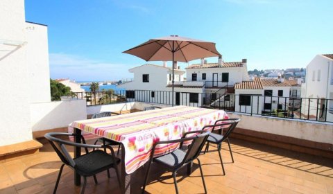 LA 117/1 Strandnahe Penthouse - Ferienwohnung für 5 Personen mit Meerblick in Llançà an der Costa Brava