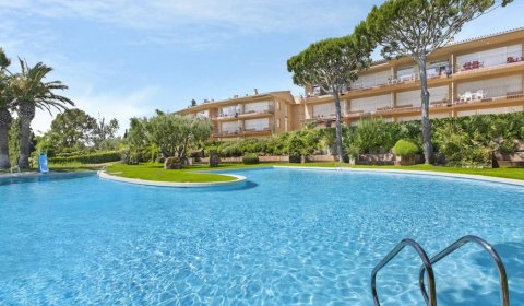 PA 120/4 Ferienwohnung für 4 Personen mit Schwimmbad und Meerblick in Calella de Palafrugell an der Costa Brava