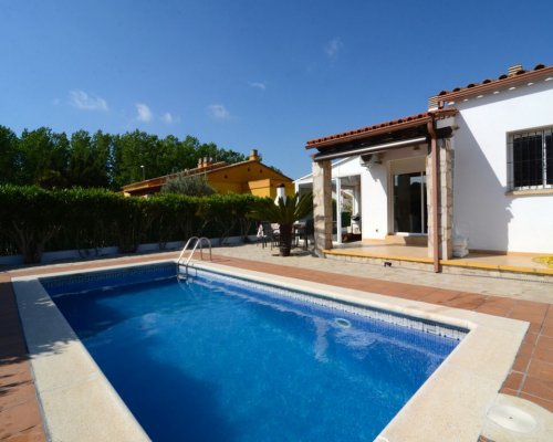 Costa Brava Ferienhaus mit privatem Pool