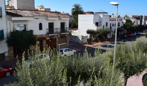 AM 111/2 Renovated holiday apartment for 2/4 persons - Empuriabrava - Costa Brava - Spain