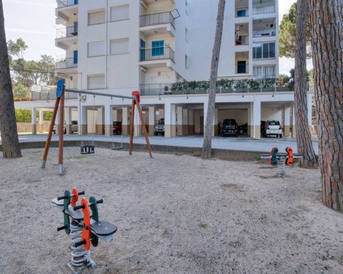 Moderne Ferienwohnung für 5 Personen mit Pool am Playa de Pals Costa Brava