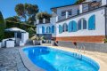 Exklusive Villa mit Pool 