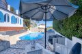 Exklusive Villa mit Pool 
