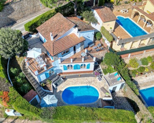 Exklusive Ferienvilla mit Pool am Playa de Pals Costa Brava