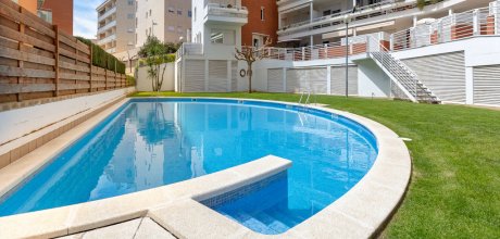 LL 105/1 Modern Apartment for 2/4 persons with Swimming Pool near Lloret de Mar in Fenals