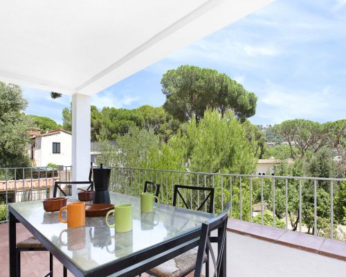 Mediterranes Apartment – nur 200 m vom Strand -