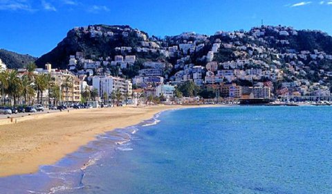 RS 121/2 Apartment für 6 Personen am Strand von Rosas - Costa Brava, Spanien