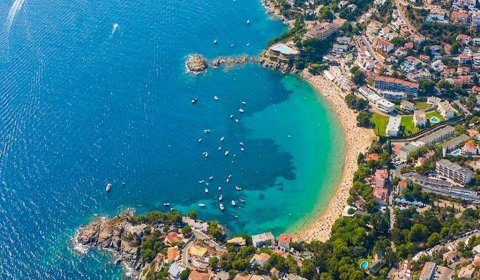 RS 130/2 Exclusive apartment for 4 persons with swimming pool and sea view – Roses, Costa Brava