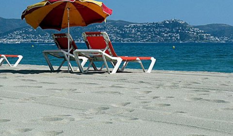 AM 109/3 Appartement en bord de mer pour 4 personnes à Empuriabrava, Costa Brava