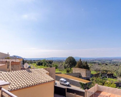 Ferienwohnung mit Swimmingpool für 4 Personen in Palau Saverdera