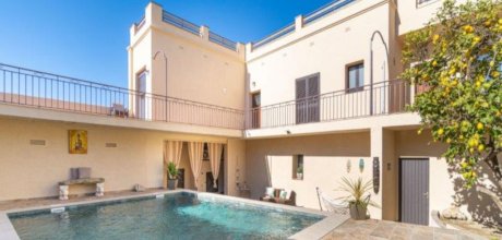 CA 144/1 Ático moderno para 2/4 personas con piscina en Palau-Saverdera – Costa Brava