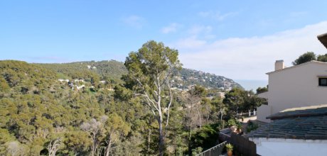 PA 235 Stilvolles Ferienhaus für 8 Personen mit Meerblick in Llafranc an der Costa Brava