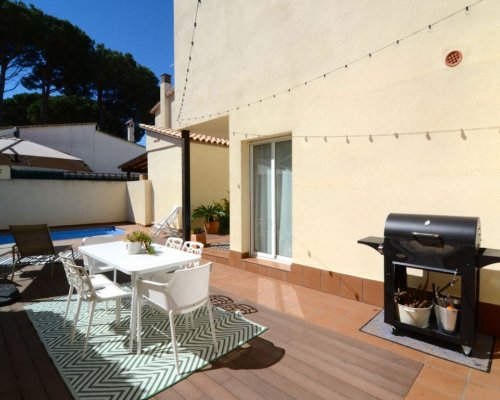 Modernes Ferienhaus in l'Escala zu vermieten