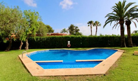 DE 112/2 Moderno apartamento para 4 personas con piscina en Dénia – Costa Blanca