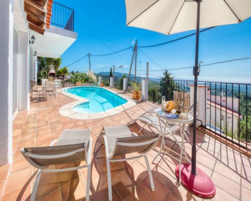 Costa Brava Ferienhaus Pool mieten