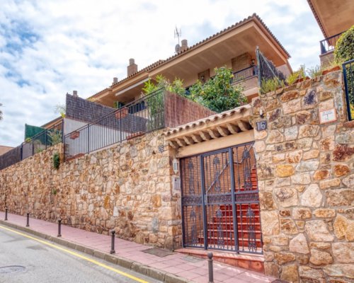 Haus mit Pool im Zentrum von Lloret de Mar mieten