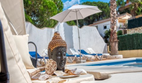 LL 965 Villa Vacacional para 15/17 Personas con Piscina Privada en la Costa Brava, cerca de Lloret de Mar