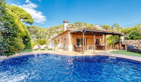 LL 832 Exkusive Ferienvilla für 8/10 Personen privater Pool in Cala Canyelles an der Costa Brava