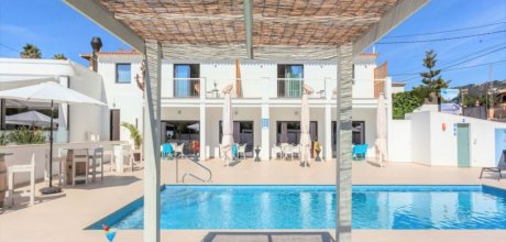 BN 121/2 Appartement de vacances moderne pour 3 personnes avec piscine près de la plage de Fustera sur la Costa Blanca