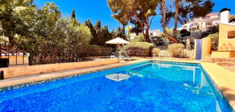MO 610 Mediterranes Ferienhaus für 6 Personen mit privatem Pool in Moraira an der Costa Blanca in Spanien