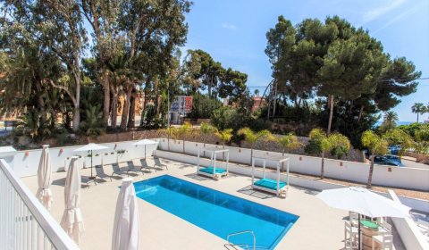 BN 121/3 Apartamento moderno para 2 personas con piscina cerca de la playa de Fustera en la Costa Blanca