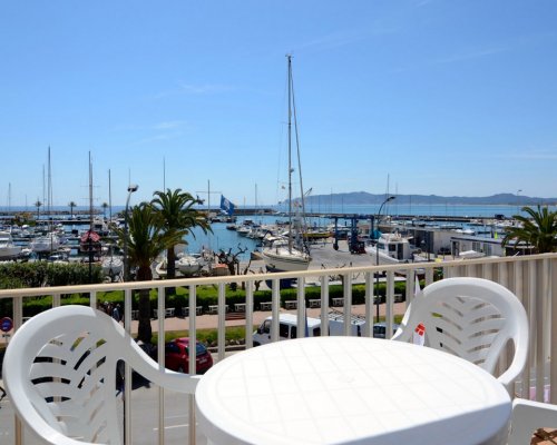 Strandnahe Ferienwohnung in L’Estartit, Costa Brava, Spanien mit Meerblick