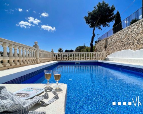 Dein Ferienhaus mit Pool – Sonne, Erholung und Urlaubsglück in Spanien