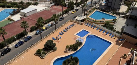 CL 111/1 Beachfront Apartment for 2/4 Persons with Swimming Pool and Sea Views in Calpe, Costa Blanca