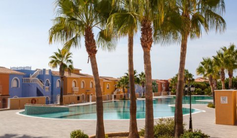 MO 112/2 Moderne Ferienwohnung für 2/4 Personen Swimmingpool bei Moraira Costa Blanca