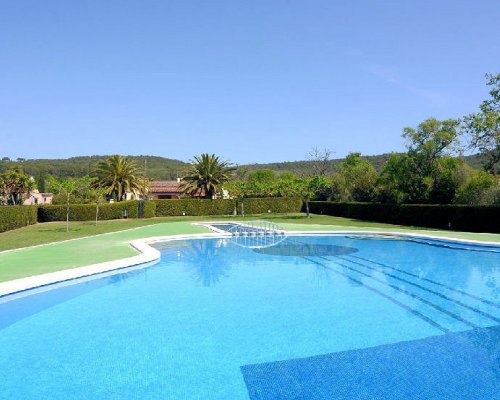 Bungalow an der Costa Brava mit Schwimmbad