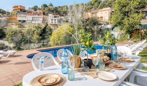 LL 956 Grande villa de vacances pour 14/17 personnes avec piscine privée et vue sur la mer près de Lloret de Mar, Costa Brava