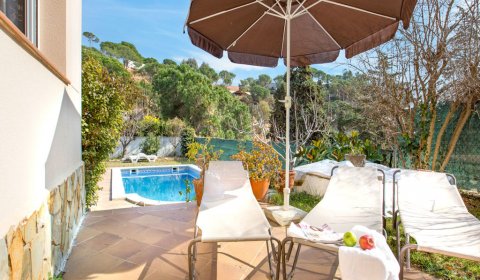 LL 621 Moderne Ferienvilla für 6 Personen mit privatem Pool Cala Canyelles Costa Brava