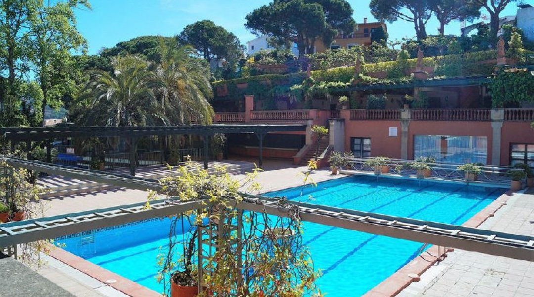 Family holiday in Cala Canyelles, Costa Brava
