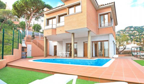 LL 658 Exclusive villa pour 6/8 personnes avec piscine privée à Lloret de Mar sur la Costa Brava