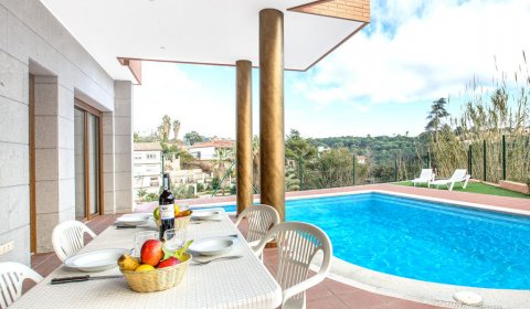 LL 658 Exclusive villa pour 6/8 personnes avec piscine privée à Lloret de Mar sur la Costa Brava