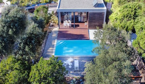 LL 661 Exclusive villa pour 6 personnes avec piscine privée à Lloret de Mar sur la Costa Brava