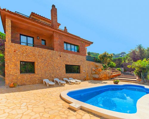 Spanien Ferienhaus Cala Canyelles www.spanien-web.de