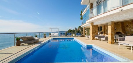 LL 936 Exklusive Ferienvilla für 10/12 Personen mit privatem Pool und Meerblick in Cala Canyelles an der Costa Brava