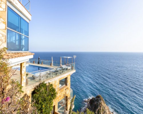 Luxus-Ferienhaus an der Costa Brava – Sonne, Meer und Erholung in Spanien