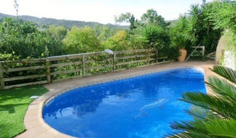 LL 811 Villa pour 9 personnes avec une piscine privée près de Lloret de Mar sur la Costa Brava
