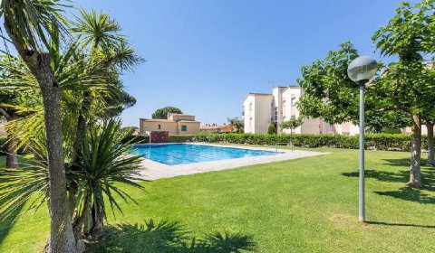 PA 117/7 Moderne appartement pour 5 personnes avec piscine à Calella de Palafrugell Costa Brava