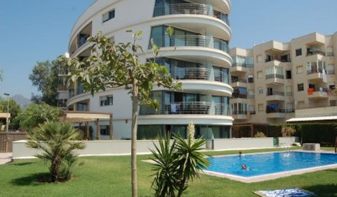 RS 128/5 Apartment for 5 persons with sea views and swimming pool in Roses on the Costa Brava