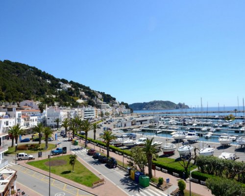 Appartements am Strand von l`Estartit in Spanien