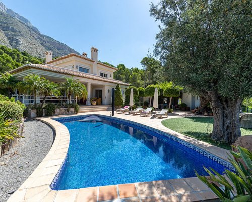 Exklusive Ferienvilla mit Pool bei Altea Costa Blanca Spanien