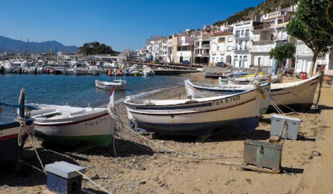 PS 105 Apartment for 2/4 persons with sea views in Port de la Selva on the Costa Brava